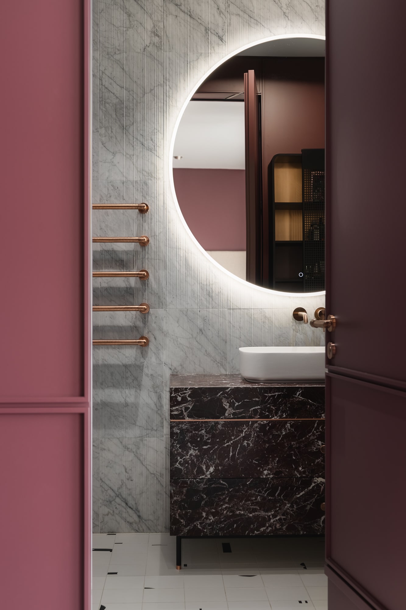 str8-apartment-in-riga